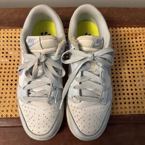 Women’s Nike dunk low blue/white